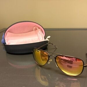 Aviator Sunglasses with Gold and Pink Lenses
